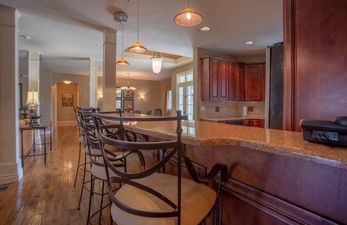 Branson House | 233 m² House ∙ 4 bedrooms ∙ 10 guests