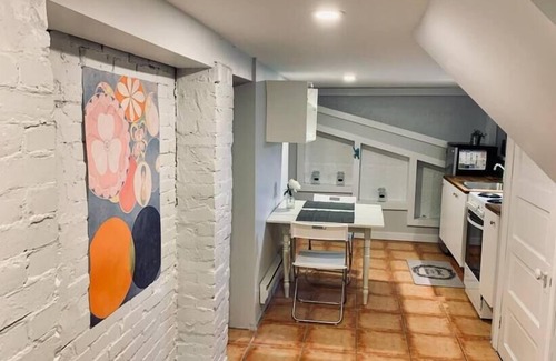 North End Apartment | 234 Charming North End Studio