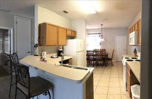 Sunset Ridge House | 24 Knollwood House