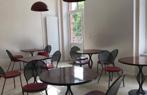 Guingamp Hotel | 24 m² Hotel ∙ 3 guests