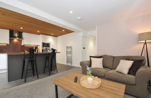 Dobwalls Cottage | 24 Meadow Retreat