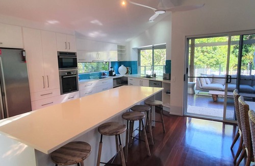 Rainbow Beach House | 24 Naiad Court - Rainbow Shores