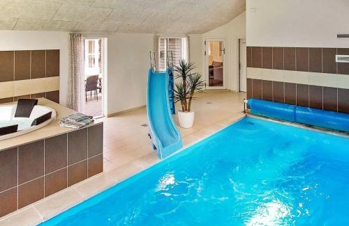 Olpenitz House | 24 person holiday home in Hasselberg