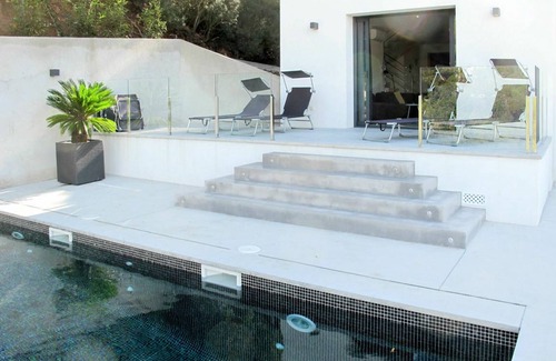 Begur Other | 240 m² Accommodation ∙ 7 bedrooms ∙ 14 guests