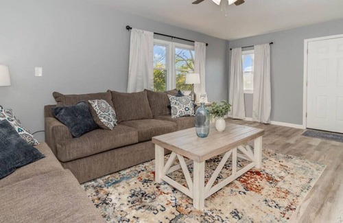 Middletown House | 2407 Oxford State · 2407 Oxford State Road