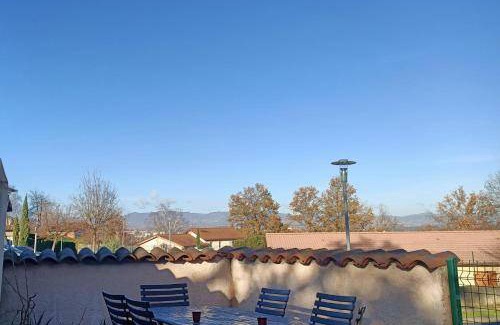Montmerle-sur-Saone Bed & Breakfast | 25 m² Bed and breakfast ∙ 4 guests