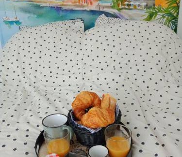 Montmerle-sur-Saone Bed & Breakfast | 25 m² Bed and breakfast ∙ 4 guests