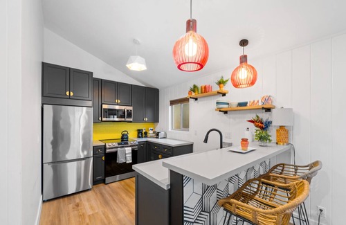 Port Hueneme House | 25%Off Sept 11&12 Clean & Comfy, Walk 2 Sand, View