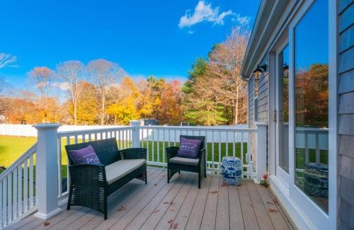 Centerville House | 256 Phinneys Lane Centerville - Cape Cod