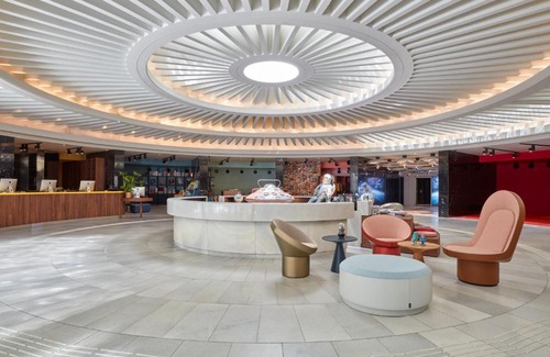 Altstadt-Nord Hotel | 25hours Hotel The Circle
