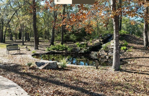 Ravenel House | 26 acre gated private property close to Downtown Charleston on a lake