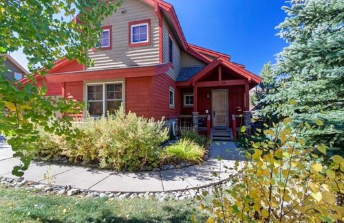 Vista Point House | 267 m² House ∙ 4 bedrooms ∙ 12 guests