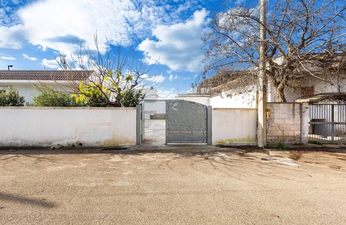 San Pietro in Bevagna House | 2679 Villetta Filomena - Appartamento Leo by Barbarhouse