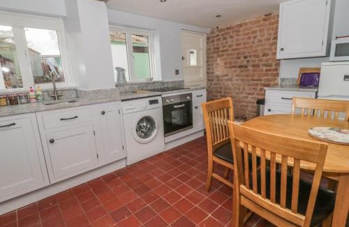 Ruthin House | 27 Borthyn