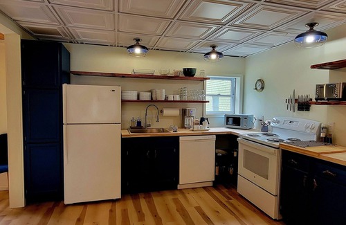 Grenell Apartment | 27 James Street Loft #1