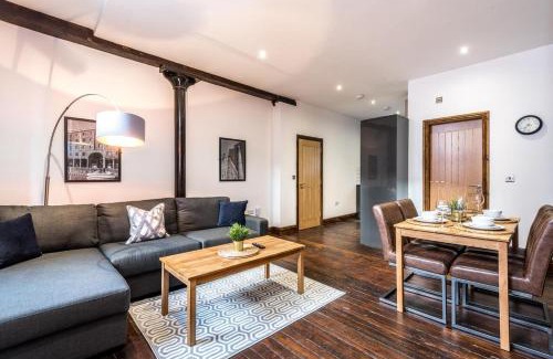 Liverpool City Centre Apartment | 27 Stanley Street Aparthotel by UStay