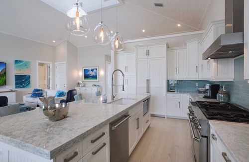 Golden Beach House | 270 Seabreeze | Private Pool | Boca Grande | 5 Bedroom - Sleeps 10