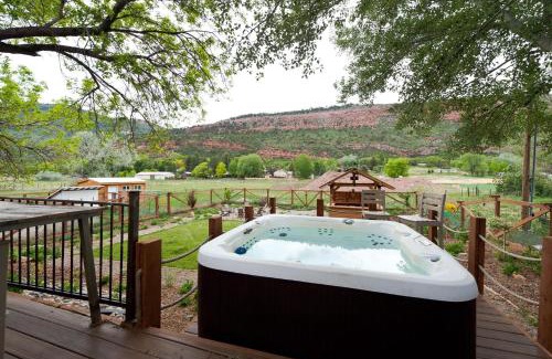 Durango House | 27405 Highway 550