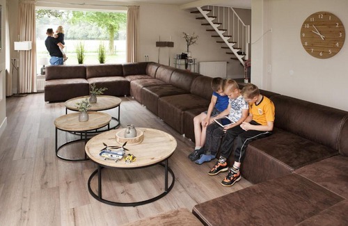 Voorthuizen Apartment | 28-persoons Groep Villa