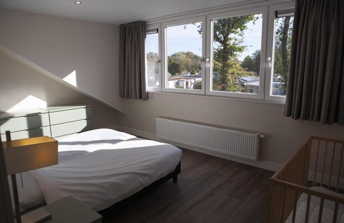 Voorthuizen Apartment | 28-persoons Groep Villa