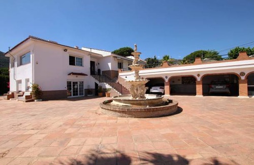 Pinos de Alhaurin Villa | 280 m² Villa ∙ 4 bedrooms ∙ 12 guests