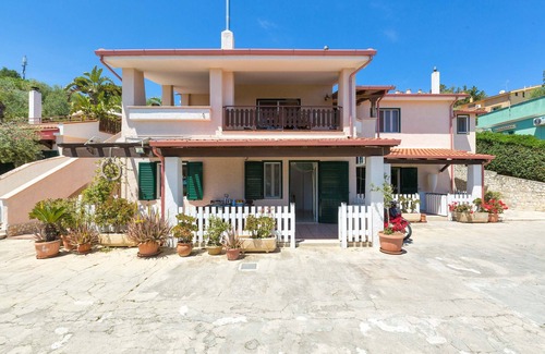 Vieste Apartment | 2918 Il Bacio del Sole - Trilocale Matteo by Barbarhouse