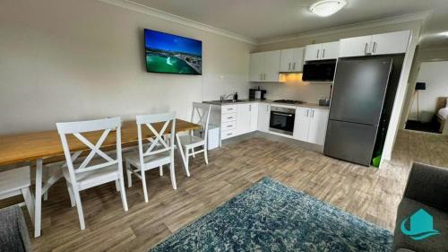 Swansea House | 2B at Swansea cosy cottage, outdoor pet friendly