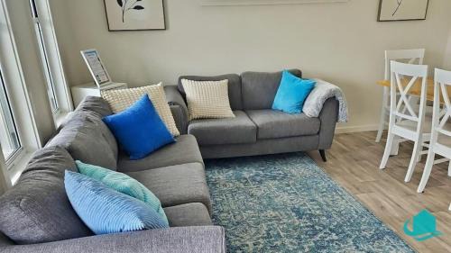 Swansea House | 2B at Swansea cosy cottage, outdoor pet friendly