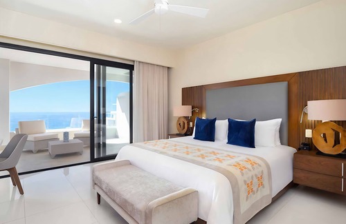 San Jose del Cabo Resort | 2bd/3ba Ocean Views for days! 5 Star Resort W/Longest Lazy River In Mexico!