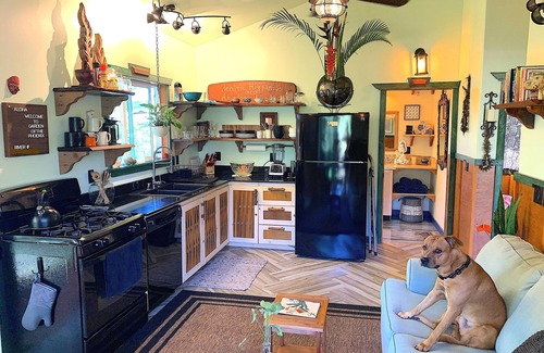 Kehena House | 2Bed/1Bath Upstairs Home, 1mile to Beach, Next to State Forest, Custom Finishes