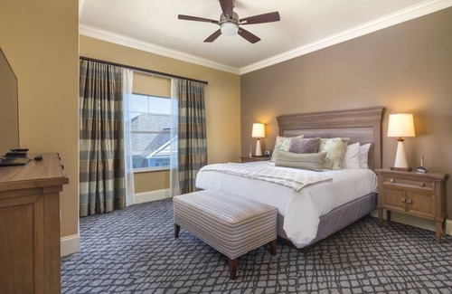 Pennington Bend Resort | 2Bed/2Bath Deluxe Condo in Nashville Near the Grand Ole Opry!