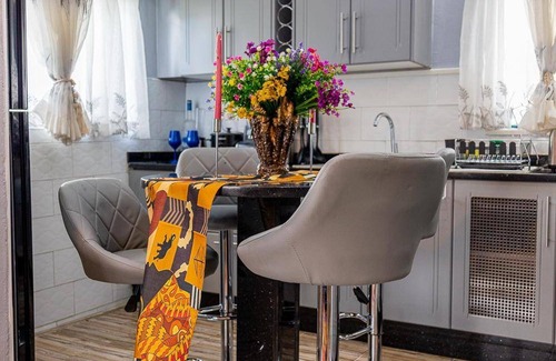 Harare House | 2bed-4guests-garden-nearcentre&attractions