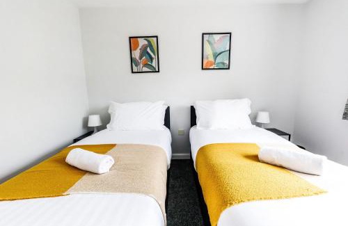 Sunderland Apartment | 2Bed Garden & Private Parking Near A19 - Perfect for Contractors