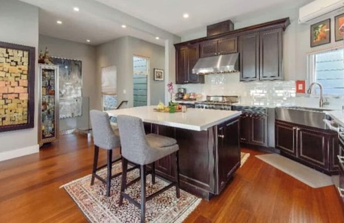 South of Market House | 2BR 2 BA High End Exclusive Use in SOMA/Moscone