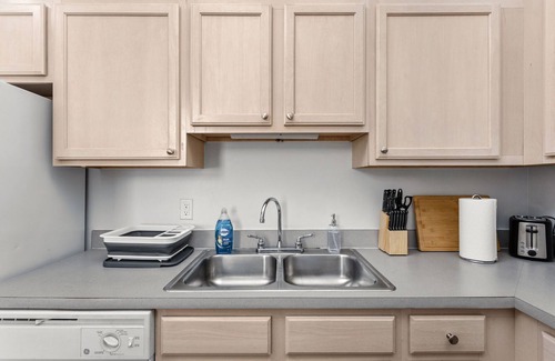 Mile Square Apartment | 2BR/2BA In The Block Apartment by CozySuites