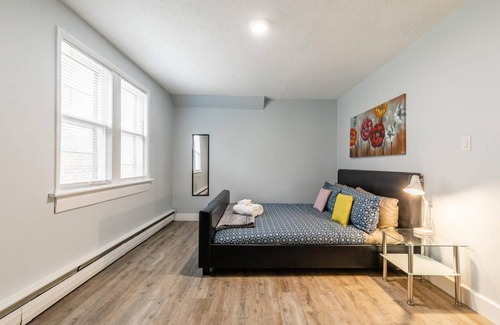 Kirkendall North Apartment | 2BR Apartment close to Trails, Parks & Waterfalls!