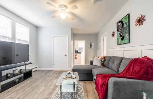 Kirkendall North Apartment | 2BR Apartment close to Trails, Parks & Waterfalls!