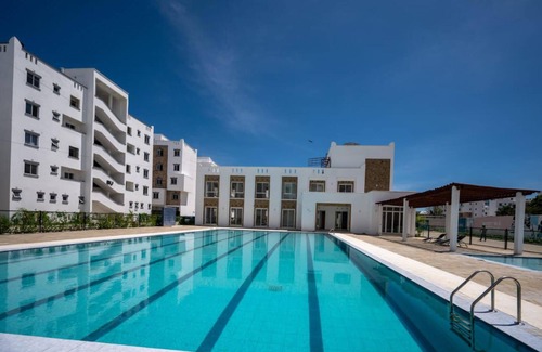 Mombasa Apartment | 2BR Apartment in Mombasa - Pool & Near Beach