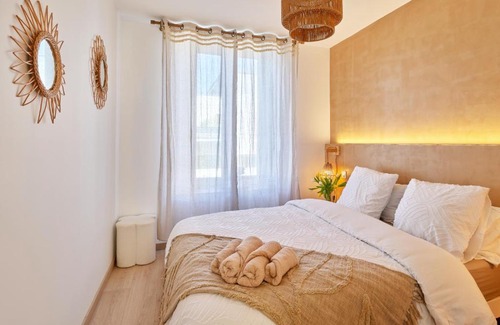 Colmar Apartment | 2BR Apartment near Colmar Centre - Boho Style, Hidden Room, Free Parking