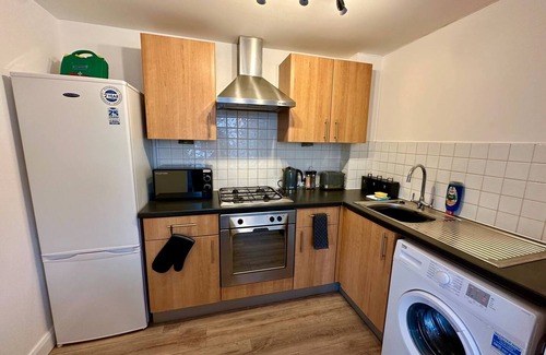 Belfast Apartment | 2br City Side Apartment