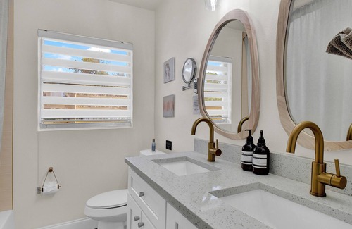 Clearwater Apartment | 2BR Modern Home