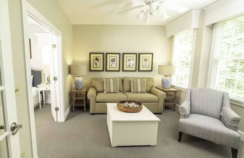 Lackey Resort | 2BR Townhome Retreat w/Washer, Deck & Access to Trails & Attractions