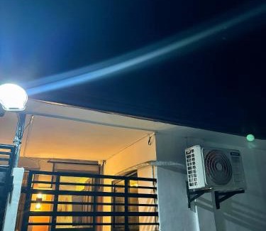 Buhangin House | 2BR with Mini Conference room VA Haven near Airport