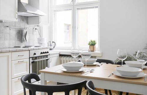 Kamppi Apartment | 2ndhomes Central 85m2 2BR Apartment