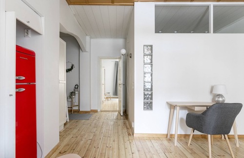Kamppi Apartment | 2ndhomes Central 85m2 2BR Apartment
