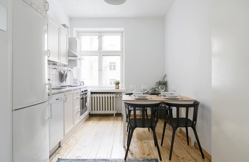 Kamppi Apartment | 2ndhomes Central 85m2 2BR Apartment