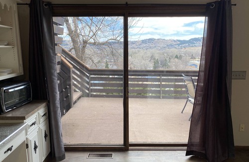 Rapid City House | 3,900 sq ft house with a big deck and a great view of the hills and canyon lake