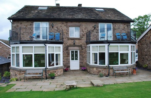 Whaley Bridge Cottage | 3 bedroom accommodation in Whaley Bridge near Buxton