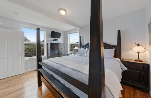 Newport House | 3 Bed 2 Bath Vacation home in Newport