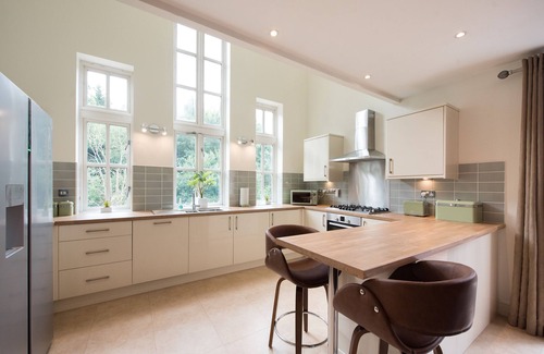 Warley Apartment | 3 Bed Duplex Apartment